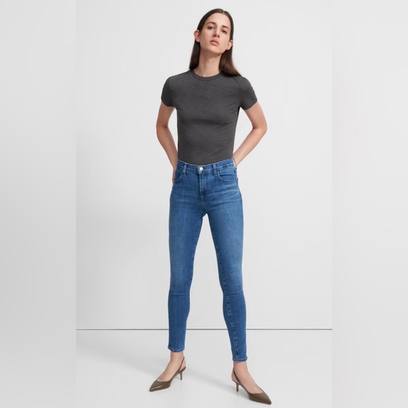 J Brand Maria High-Rise Skinny Jean in Comfort Stretch - Picture 1 of 7
